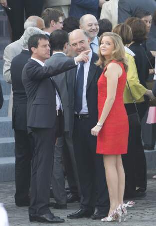 Manuel Valls en grande discussion avec le couple Pierre Moscovici Marie-Charline Pacquot