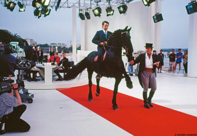 Pendant le festival de Cannes, Antoine de Caunes monte sur ses grands chevaux
