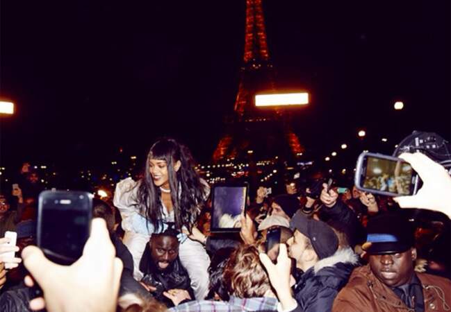 Sur son propre Instagram, Rihanna se félicite de sa rencontre avec les parisiens