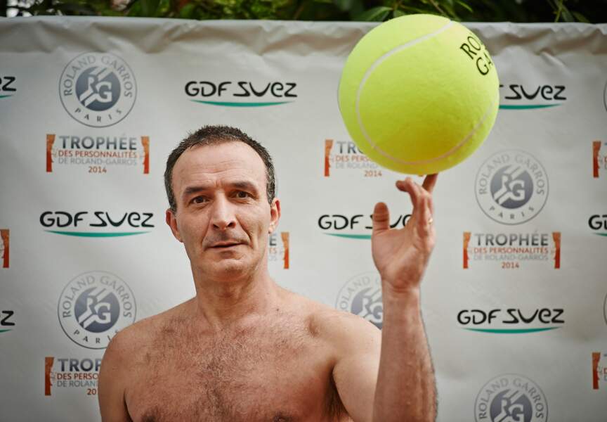 Pascal Seleme fait tomber la chemise et aborde le tennis comme un match de basket