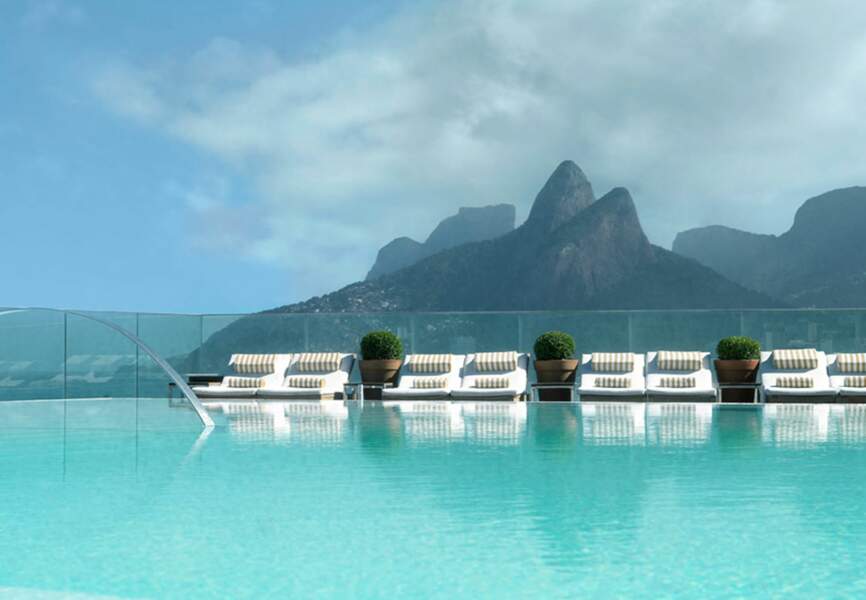 La célèbre piscine du Fasano à Rio de Janeiro où il est possible d'apercevoir Kate Moss se prélasser l'été