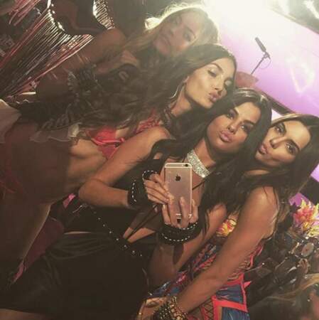 Lily Aldridge partage une photo avec Selena Gomez et Kendall Jenner