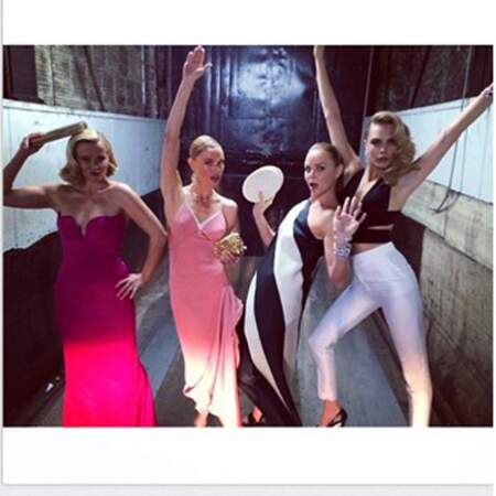 Stella McCartney et ses muses : Reese Witherspoon, Kate Bosworth et Cara Delevingne