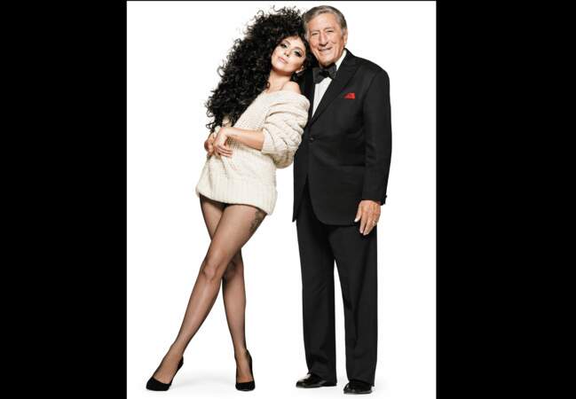 Lady Gaga tout en pull cocooning incarne la campagne de Noël d'H&M avec le crooner Tony Bennett