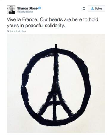 Sharon Stone reprend le symbole de Paris suite aux fusillades