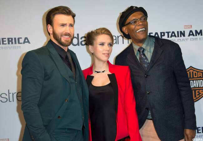 Le trio de stars de Captain America, Chris Evans, Scarlett Johansson, Samuel L.Jackson