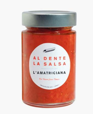 Sauce tomate l’Amatriciana, 9,90 € le pot de 220g  (Al dente la Salsa en vente à La Grande Epicerie de Paris).
