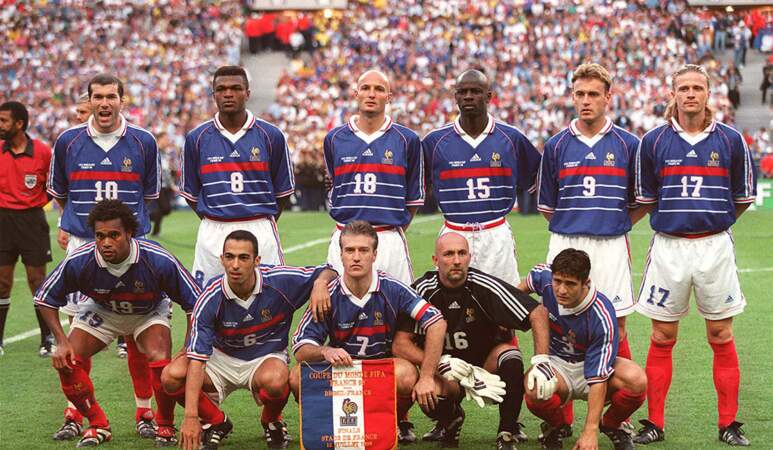 Les onze joueurs de l'Equipe de France de la Coupe du Monde 1998.
