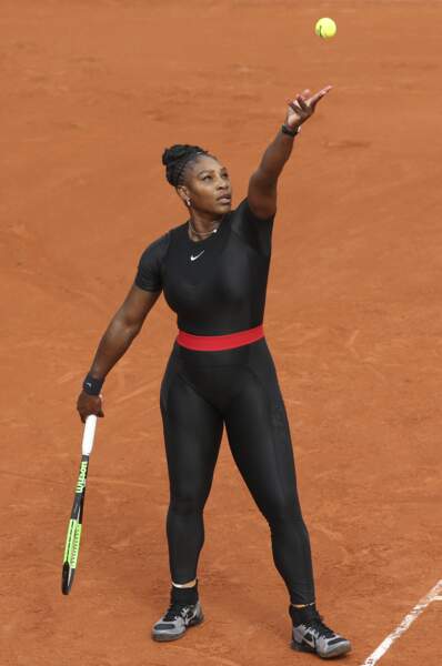Le 29 mai dernier, Serena Williams fait le buzz à Roland-Garros, avec sa combinaison intégrale 