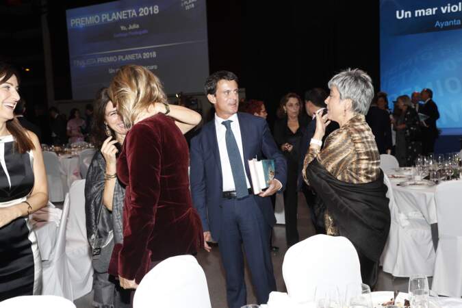 Manuel Valls et sa compagne Susanna Gallardo le 15 octobre 2018 à Barcelone pour Los Premios Planeta 2018 awards