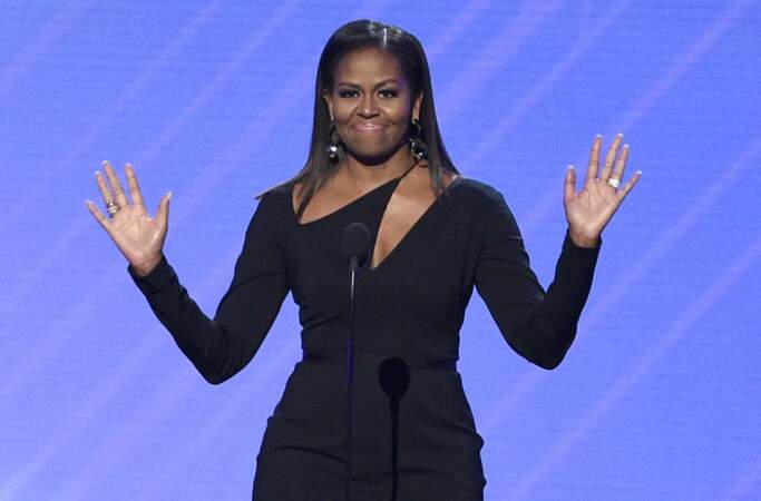 Michelle Obama signe là son grand retour fashion depuis la fin du mandat de son époux.