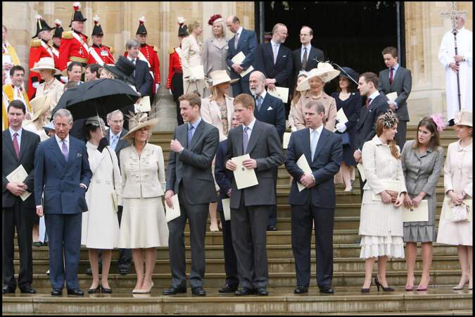 Eugénie d'York et Béatrice d'York, avec leurs cousins, les princes William et Harry, en 2006