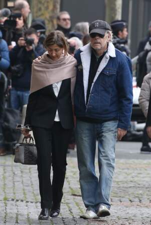 Avec Ingrid Betancourt, aux obsèques de Michel Delpech à Paris, le 8 janvier 2016