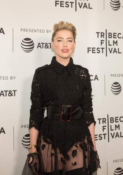 Amber Heard se dévoile à la première de "Gully" au Festival de Tribeca, à New York, le 27 avril 2019.
