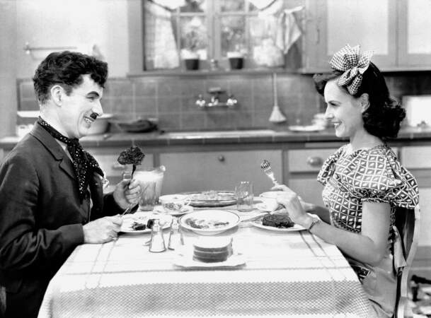 Charlie Chapin et Paulette Goddard (1935)