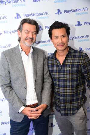 L'acteur Frédéric Chau et  Philippe Cardon,  Vice-Président de Sony Interactive Entertainment Europe