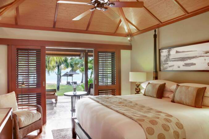 Des chambres gaies et claires à deux pas d'une plage sublime , au LUX* Le Morne à l'île Maurice.