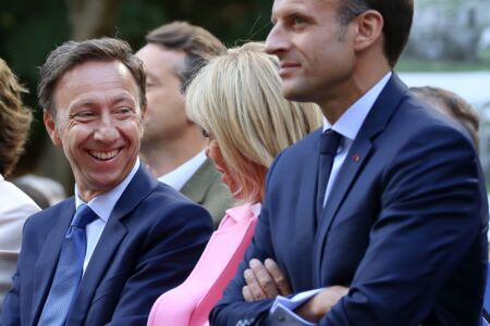 Stéphane Bern et Brigitte Macron, à la Villa Viardot, à Bougival, pour les Journées du patrimoine, le 15 septembre