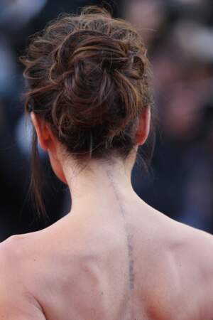 Victoria Beckham en 2016 a déjàn eu l'idée d'un tatouage qui court le long du dos mais l'a enlevé depuis