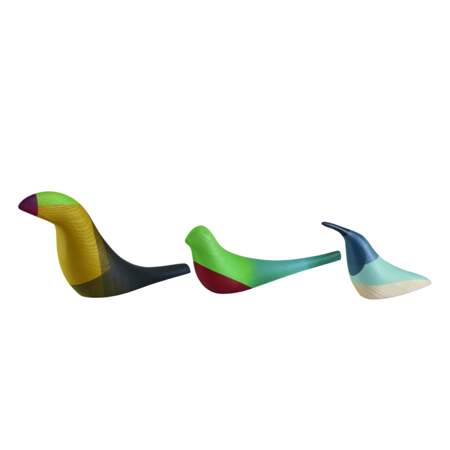 Set de 3 oiseaux décoratifs Pájaros en frêne massif, Design Moisés Hernández, 402 €, Ligne Roset.