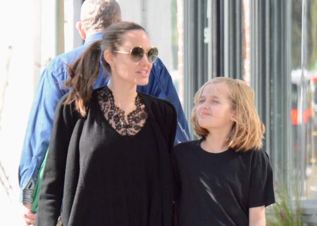 Angelina Jolie retrouve le sourire au côté de sa fille Vivienne