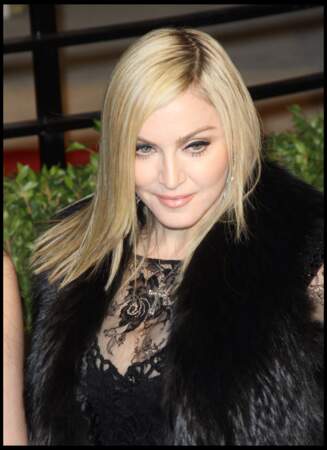 Madonna, et son lissage baguette à Los Angeles en 2011
