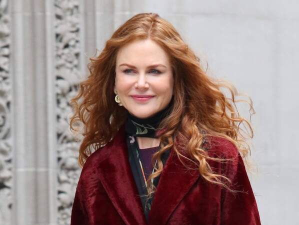 Nicole Kidman radieuse, elle arbore un total look bordeaux !