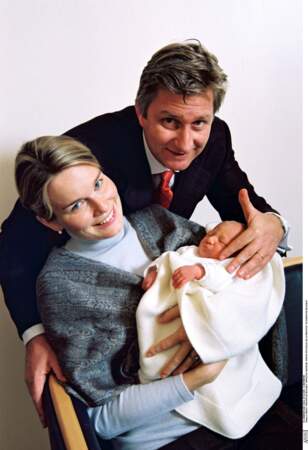101 coups de canon ont été tirés, la princesse Elisabeth est née, le 25 octobre 2001.