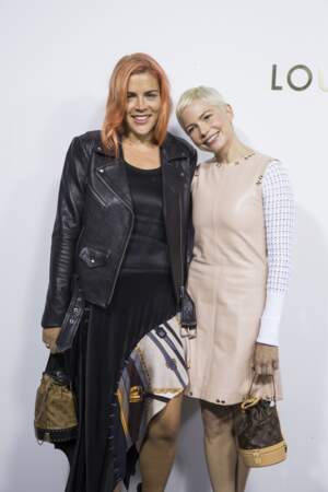 Busy Philipps et Michelle Williams à la soirée d'ouverture de la boutique Louis Vuitton à Paris, en 2017