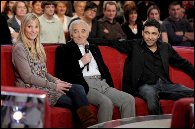 Charles Aznavour avec sa fille Katia et son gendre Jean Rachid, chez Michel Drucker, dans les années 2000.
