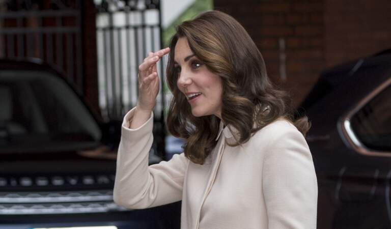 Kate Middleton affiche un nouveau look
