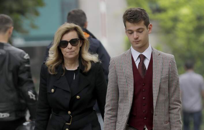 Valérie Trierweiler et son fils Léonard étaient présent aux obsèques de Christophe Michel