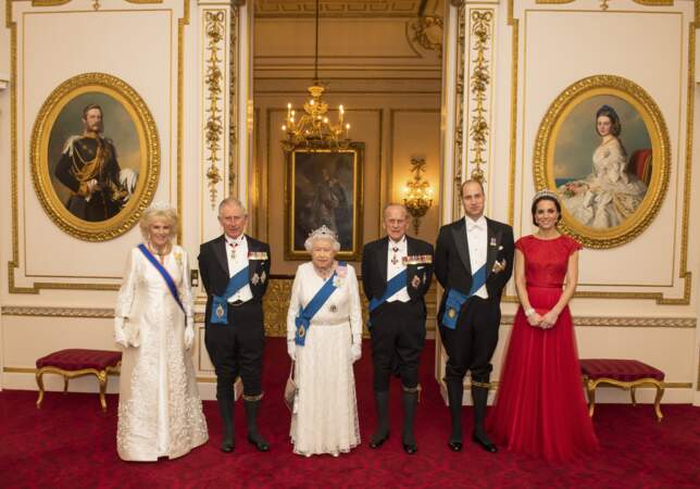 La famille royale à la réception annuelle pour les membres du corps diplomatique à Buckingham en décembre 2016