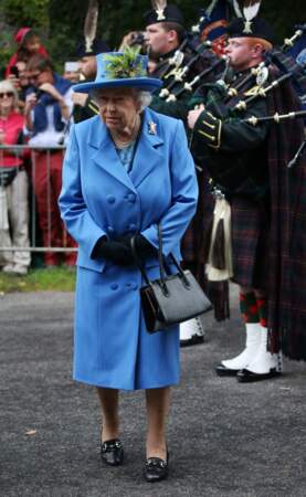 La reine Elisabeth II à son arrivée au château de Balmoral pour ses vacances d'été le 6 août 2018