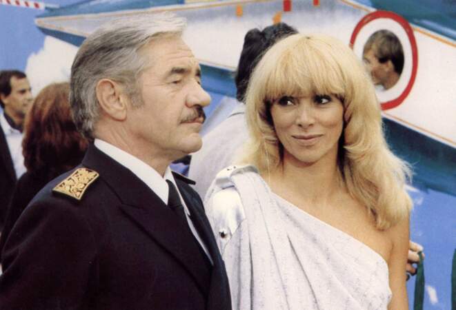 Mireille Darc, ses cheveux longs et sa frange casque, incontournable dans le film "Jamais avant le Mariage" (1982)