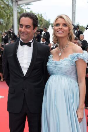 La ravissante Sylvie Tellier et son mari Laurent ont aussi gravi les marches du festival de Cannes 2018.