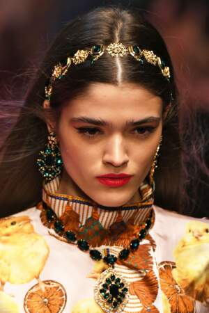 Un headband scintillant façon Dolce & Gabbana 