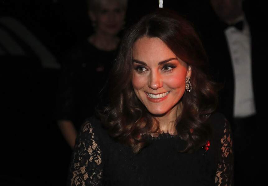 Très souriante, Kate Middleton ne semble plus souffrir des nausées causées par sa grossesse