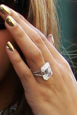 Son gros diamant Lorraine Schwartz offert  par Jay Z en 2008 avant leur mariage secret 