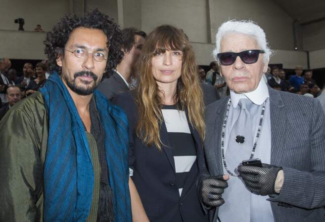 Harider Ackermann, Caroline de Maigret et Karl Lagerfeld lors de la Fashion Week à Paris en 2014