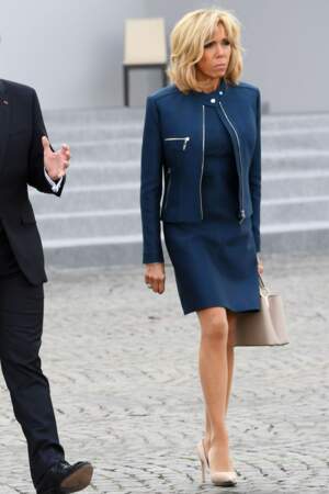 Le sac Capucines de Louis Vuitton est un indispensable de sa garde-robe 