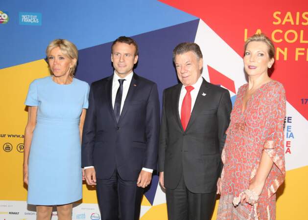 Brigitte Macron : sa robe Louis Vuitton version bleue pour la France