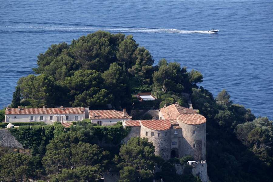 Vue aérienne du Fort de Brégançon où les Macron passeront les vacances