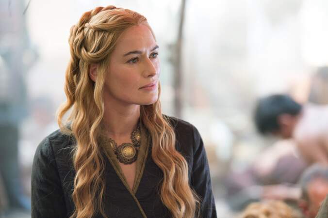Le blond vénitien joliment tressé de la Queen Cersei Lannister ( Lena Headey)