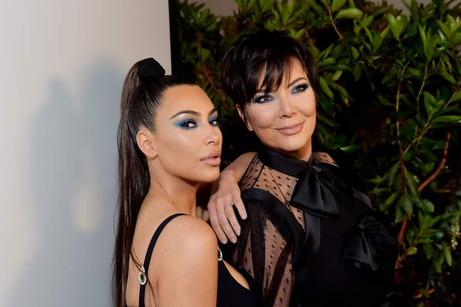 Kim Kardashian et Kris Jenner lors du lancement de la collection "KKW x Mario" à Los Angeles le 31 mars 2018