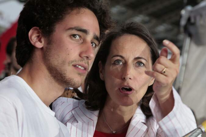Ségolène Royal et Thomas Hollande au meeting de Charlety lors de l'entre-deux-tours des présidentielles de 2007.