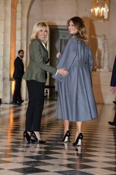 Le 11 novembre 2018, Brigitte Macron et Melania Trump évoluent ensemble au château de Versailles