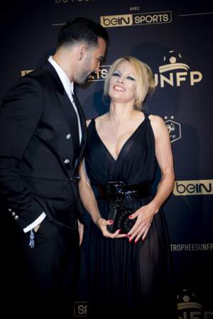 Pamela Anderson a souvent vanté les manières de gentleman d'Adil Rami