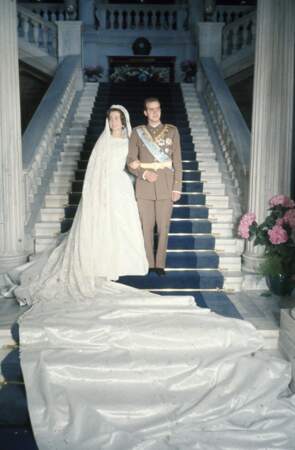Juan Carlos et Sofia d'Espagne (dans une robe Jean Dessès) lors de leur mariage à Athènes le 16 mai 1962