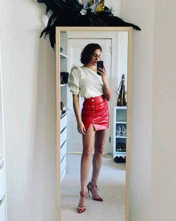 Les jolies gambettes de Jessica Pires sur Instagram